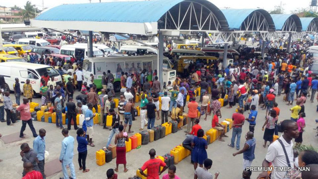 Photo of Fuel queue in Nigeria